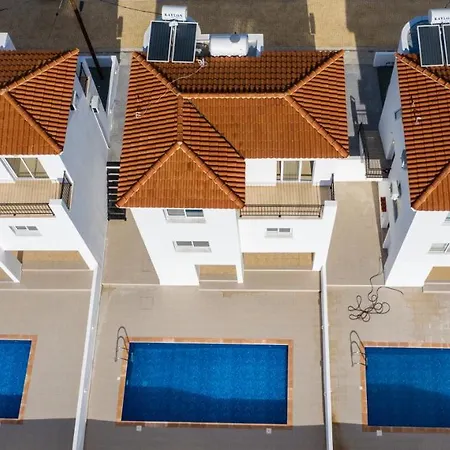 וילה Perfect Villa With Pool And 4 Bedrooms In The Sunsets Of Cyprus Just For You *
